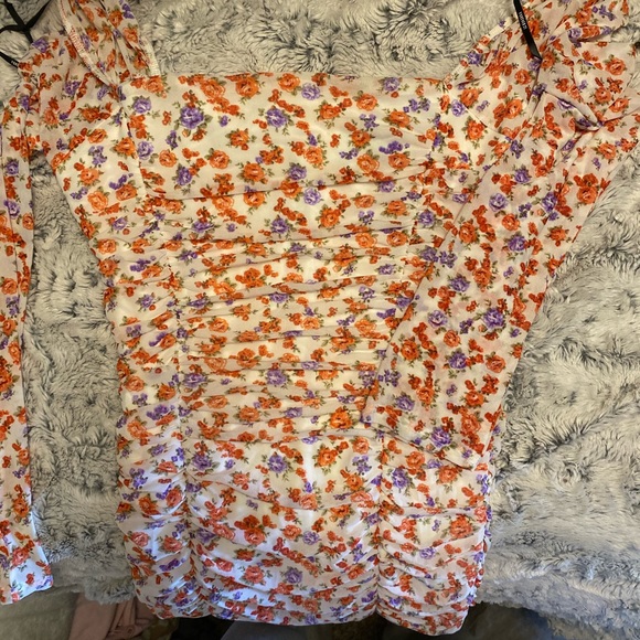 Forever 21 Dresses & Skirts - ‼️5 for $25‼️ ruched dress